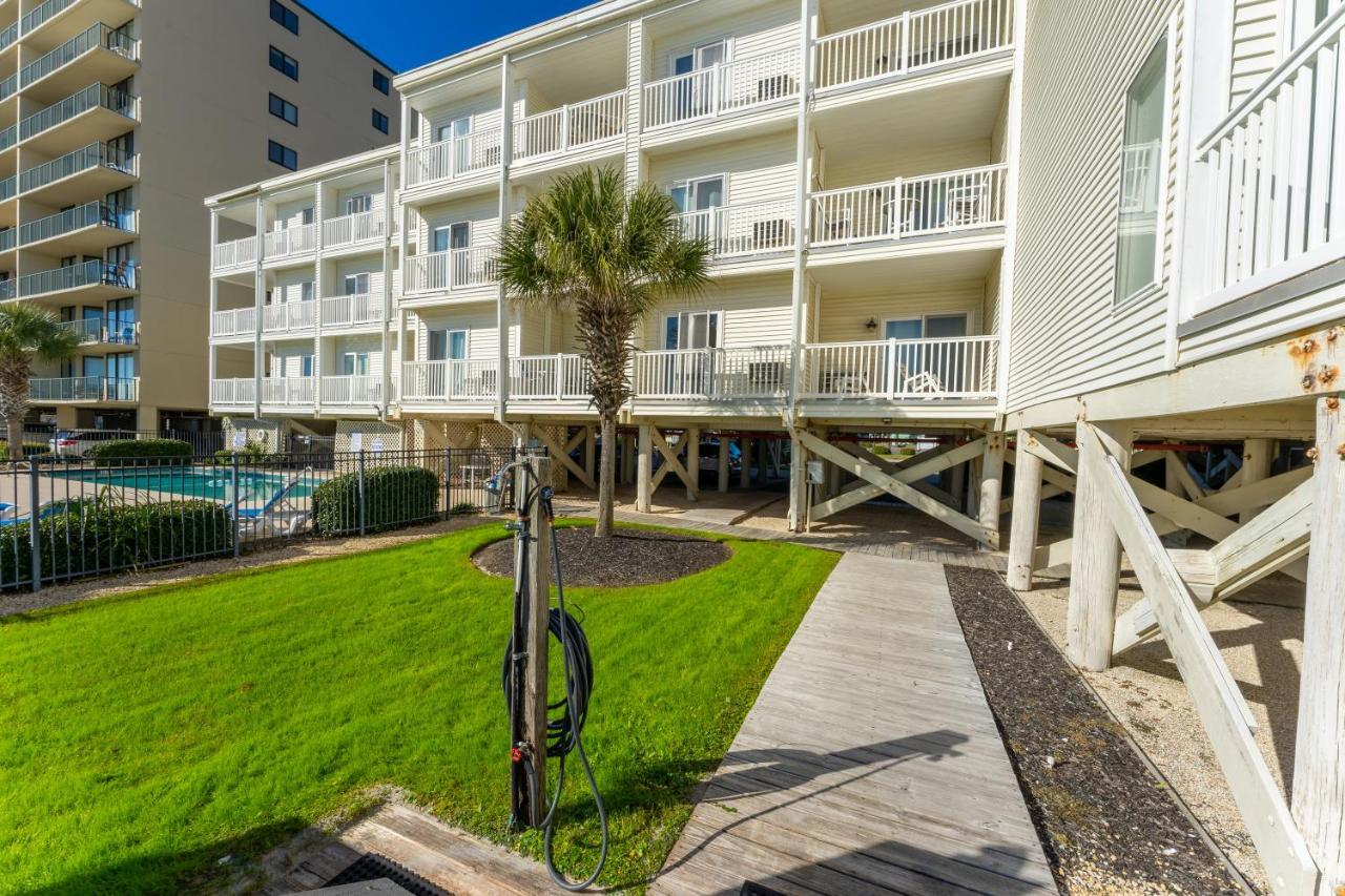 Bright And Sunny Condo With Stunning Oceanfront Миртл-Бич Экстерьер фото